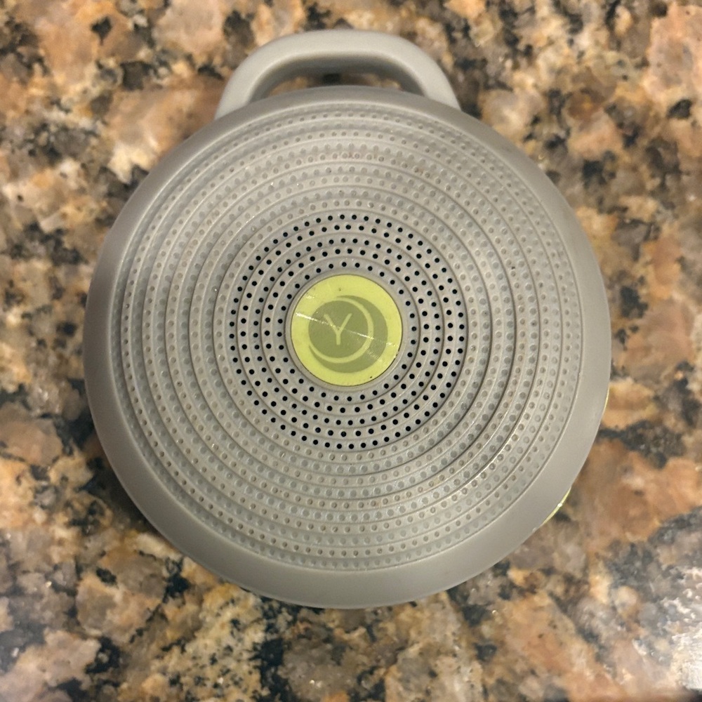Portable Gray white noise machine
